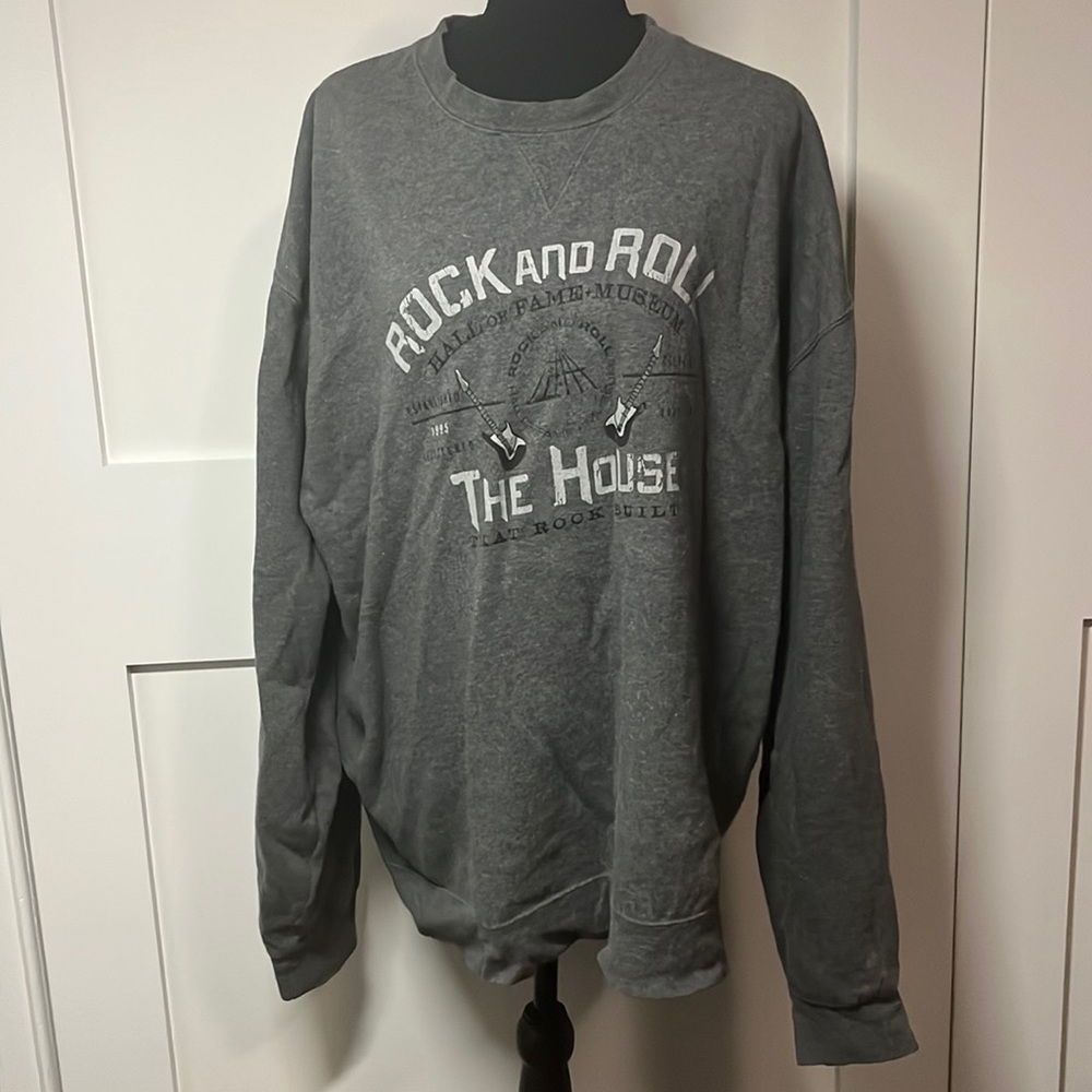 Rock and Roll Hall of Fame Grey Sweatshirt Men’s Large